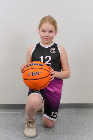 #12 Lilli